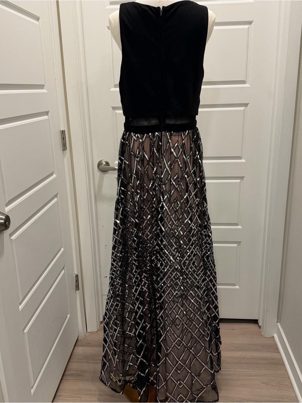 TLC Say Yes to the Prom Elegant Black and Silver Women's Maxi Dress - Picture 3 of 13